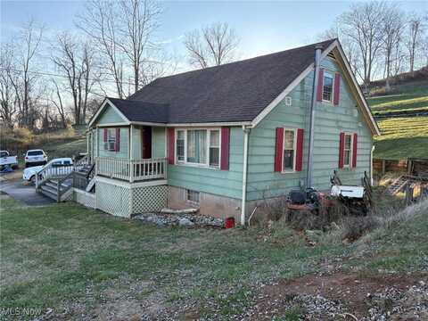 131 Cullen Road, Marietta, OH 45750