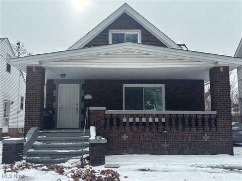 8310 Vineyard Avenue, Cleveland, OH 44105