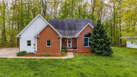 305 Morgan Terrace, Roaming Shores, OH 44084