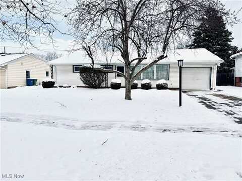 6665 Rochelle Boulevard, Parma Heights, OH 44130