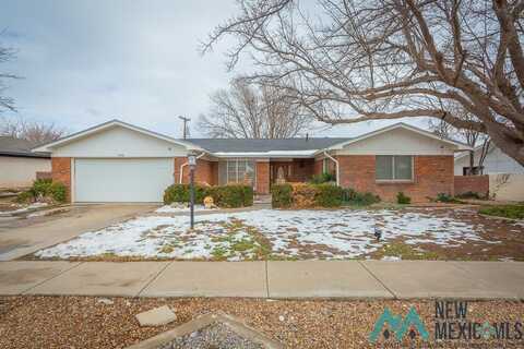 703 Canoncito Drive, Roswell, NM 88201