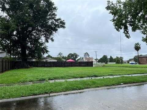 3104 ROSETTA Drive, Chalmette, LA 70043