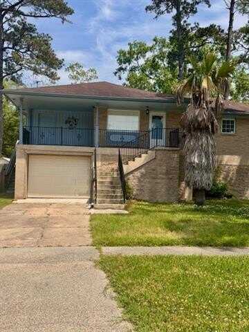 2127 MIDDLE Drive, Slidell, LA 70458
