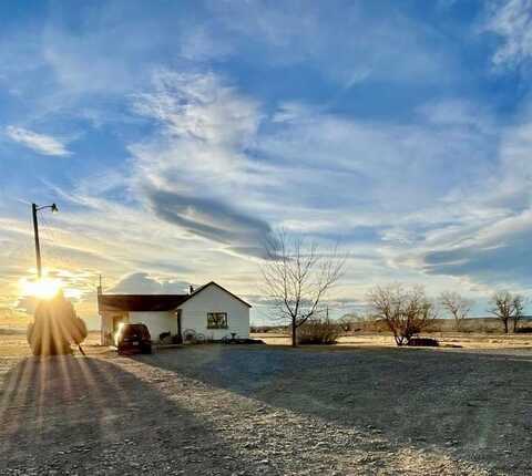 698 Hwy 30, Basin, WY 82410