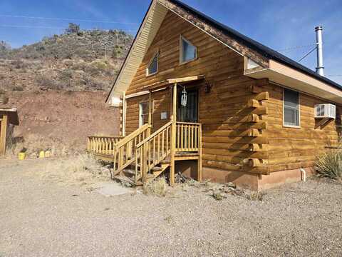 97 Juniper Trl, La Luz, NM 88337