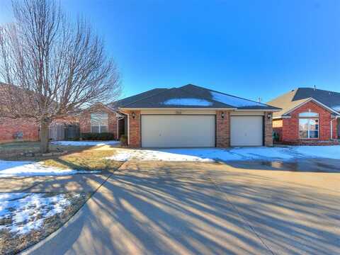 2616 SE 97th Street, Moore, OK 73160