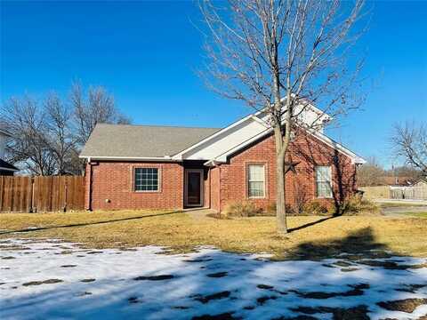 103 W 6th Street, Lindsay, TX 76250