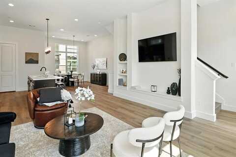 13325 Bee Street, Farmers Branch, TX 75234