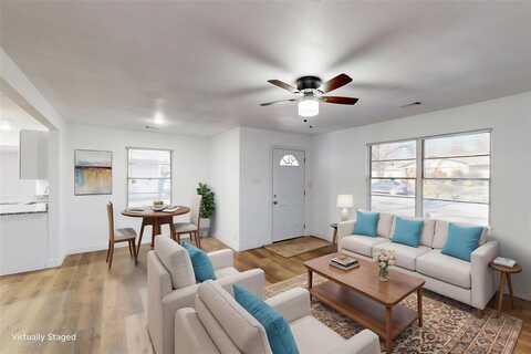 7713 Davenport Avenue, Fort Worth, TX 76116
