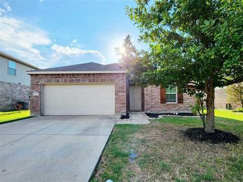 10320 Fossil Valley Drive, Fort Worth, TX 76131