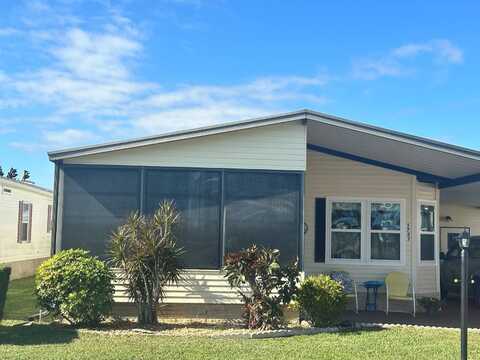 1757 Tower Lake Blvd, Lake Wales, FL 33859