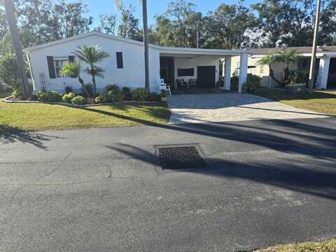 1645 Walking Horse Dr, Lakeland, FL 33810