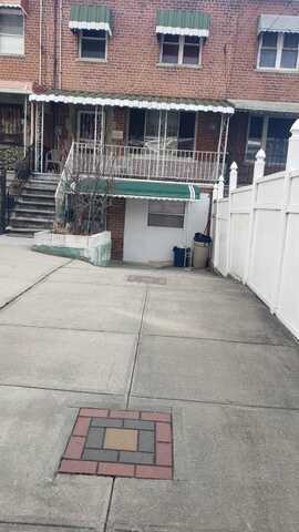 3830 Barnes Avenue, Bronx, NY 10467