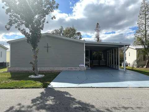 395 Lake Erie Ln., Mulberry, FL 33860
