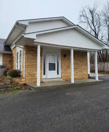 120 West Cumberland Avenue, Jamestown, KY 42629