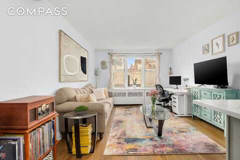 311 East 75th Street, New York, NY 10021