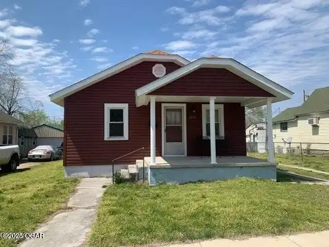 2212 Bird Avenue, Joplin, MO 64804