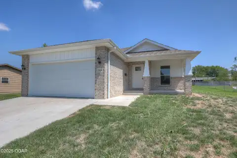 2515 Kansas Avenue, Joplin, MO 64804