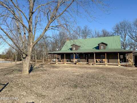 10238 SW 90th Street, Chetopa, KS 67336