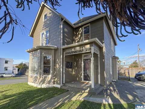 501 E First Street, Port Angeles, WA 98362
