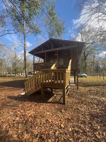 40 Oak Point Road, Picayune, MS 39466