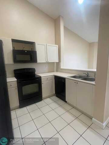 2903 SE 17th Avenue, Homestead, FL 33035
