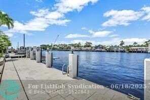 513 S Riverside Dr, Pompano Beach, FL 33062