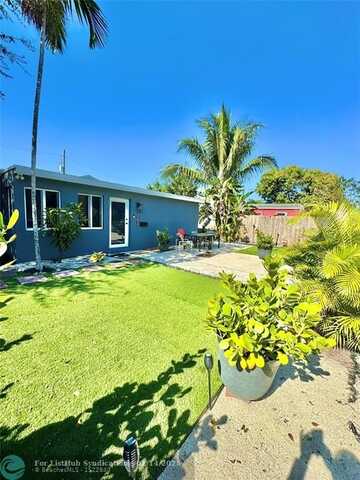 5830 NW 7th Ct, Miami, FL 33127