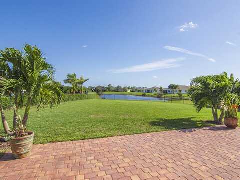 5986 Sequoia Circle, Vero Beach, FL 32967