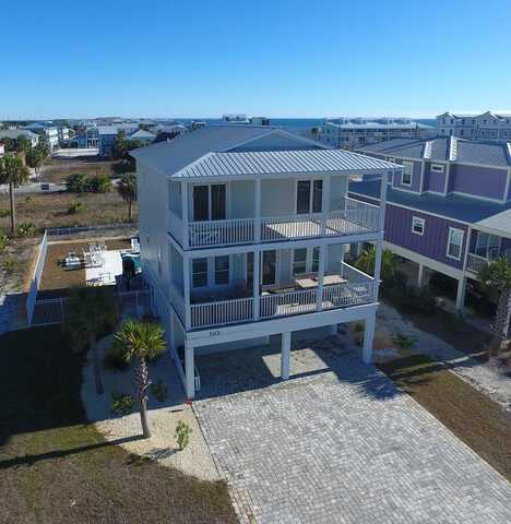 103 34th St, Mexico Beach, FL 32456