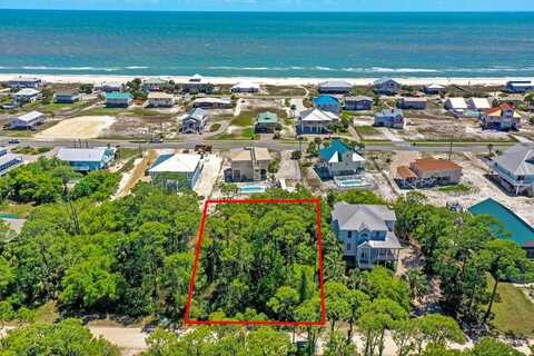 832 E Pine Ave, St. George Island, FL 32328