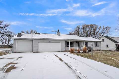 838 COUNTY RD V, FOND DU LAC, WI 54935