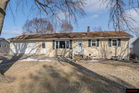 912 Hillside Lane, Nicollet, MN 56074