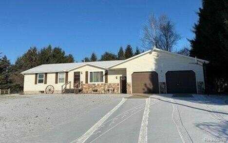 4629 E CLARK Road, Harrisville, MI 48740