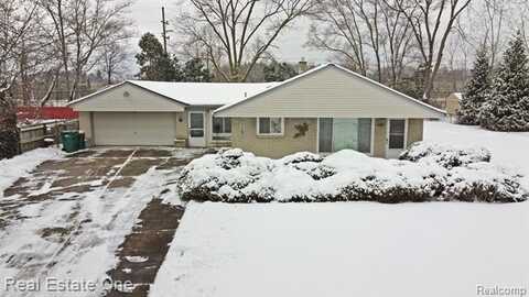 4861 RIOVIEW Drive, Clarkston, MI 48346