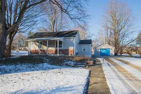 525 E SAINT CLAIR Street, Almont, MI 48003