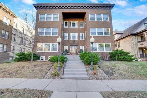 1925 Dupont Avenue S, Minneapolis, MN 55403