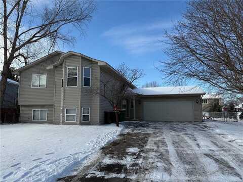 9007 Hampshire Avenue N, Brooklyn Park, MN 55445