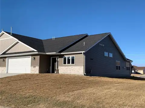 2834 Meadowview Lane NE, Owatonna, MN 55060