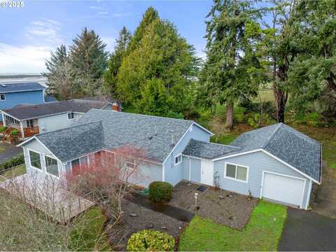 745 CAROLINE ST, Bandon, OR 97411