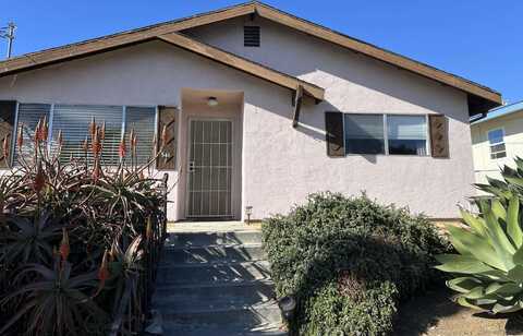 541 Vine St, Oceanside, CA 92054