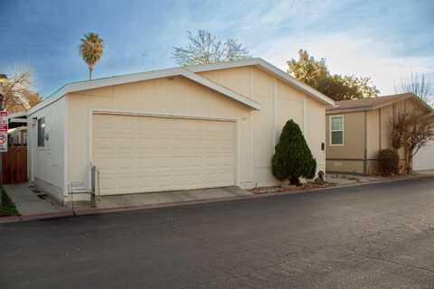 80 E Dawes St, Perris, CA 92571