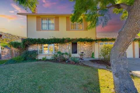 8929 Idyllwild Ln, San Diego, CA 92119