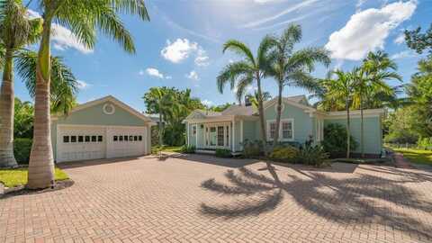 847 HUDSON AVENUE, SARASOTA, FL 34236