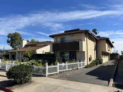 250 Ash Avenue, CARPINTERIA, CA 93013