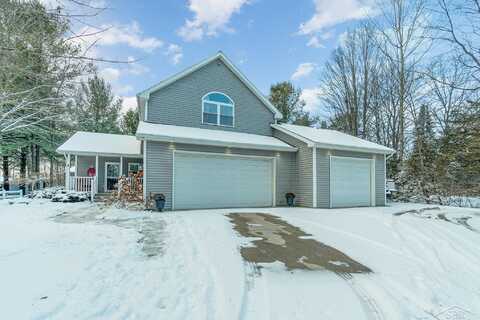 3590 S Brennan, Hemlock, MI 48626