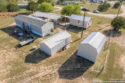 127 Mountain View, Bandera, TX 78003