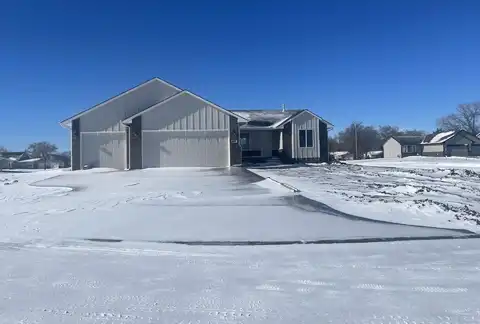 1545 N Sedge Ct, Andover, KS 67002