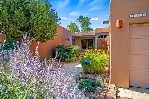 3222 Caminito San Lucas, Santa Fe, NM 87507