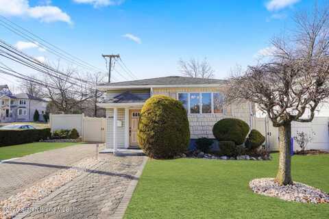 4685 Amboy Road, Staten Island, NY 10312